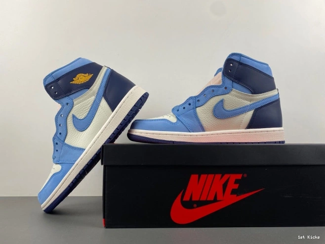 1st Kicks Shoes 1 Flight WMNS FD2596-400 First Jordan High OG Air in 0701